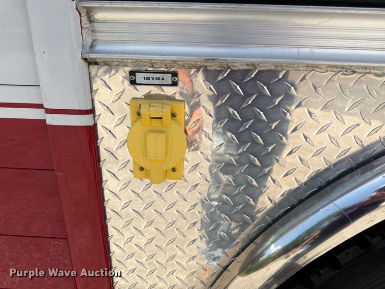 image for item FK3125 1999 International 4900 rescue vehicle