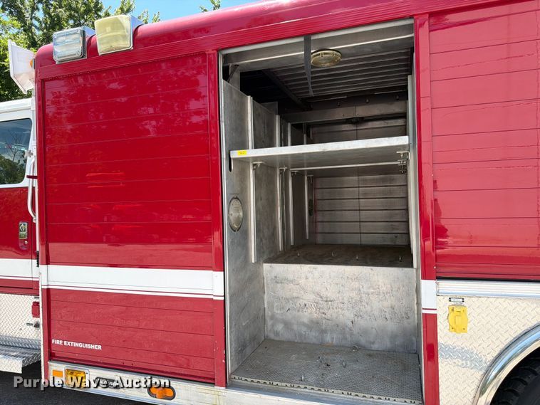 image for item FK3125 1999 International 4900 rescue vehicle