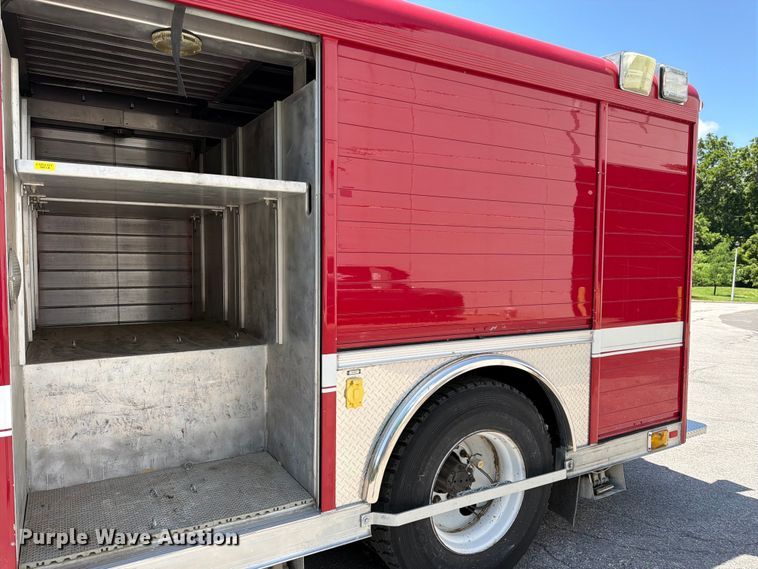 image for item FK3125 1999 International 4900 rescue vehicle