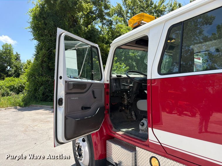image for item FK3125 1999 International 4900 rescue vehicle