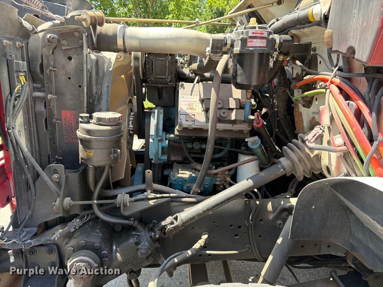 image for item FK3125 1999 International 4900 rescue vehicle