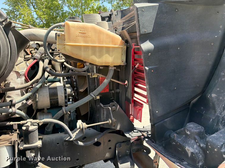 image for item FK3125 1999 International 4900 rescue vehicle