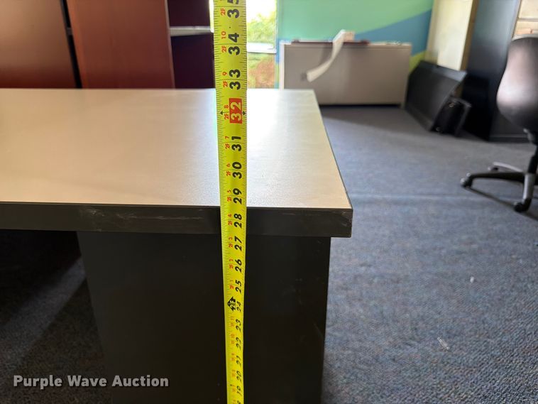 image for item FK3127 Office equipment