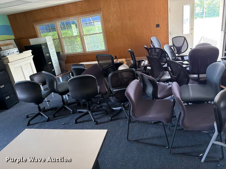 image for item FK3129 (31) office chairs
