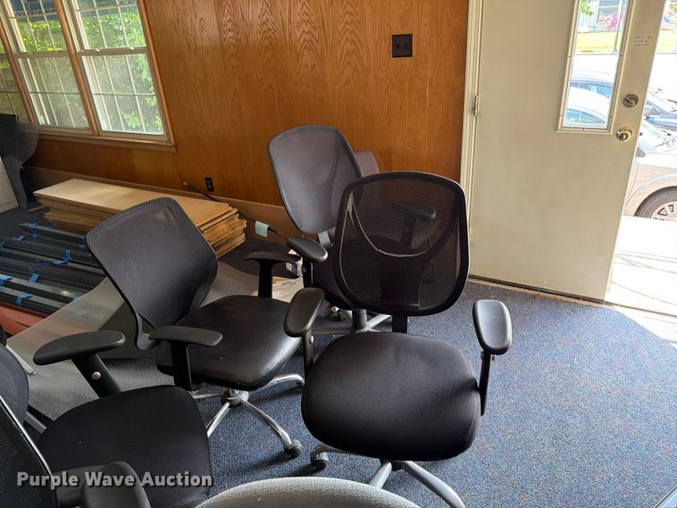 image for item FK3129 (31) office chairs