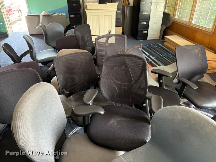 image for item FK3129 (31) office chairs