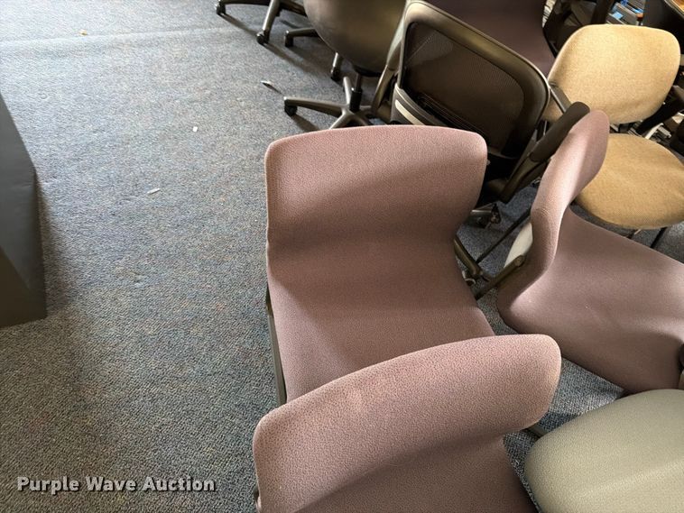 image for item FK3129 (31) office chairs