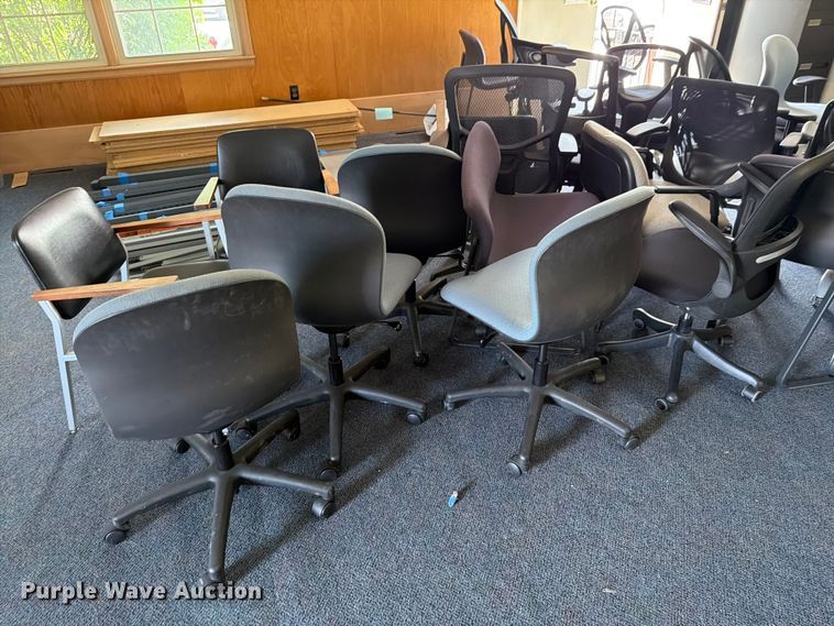 image for item FK3129 (31) office chairs