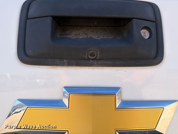 image for item FK4506 2015 Chevrolet Silverado Crew Cab pickup truck