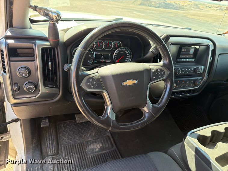 image for item FK4506 2015 Chevrolet Silverado Crew Cab pickup truck