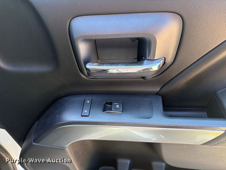 image for item FK4506 2015 Chevrolet Silverado Crew Cab pickup truck