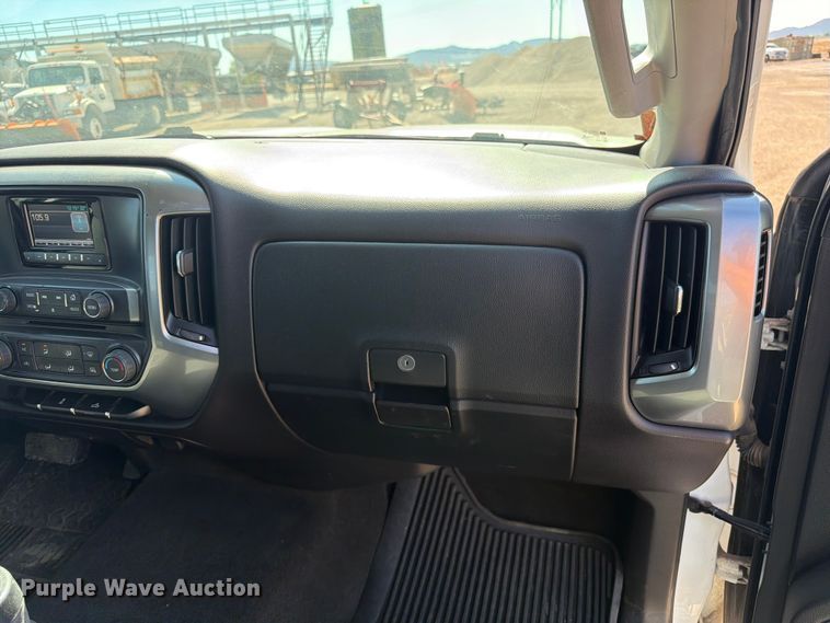 image for item FK4506 2015 Chevrolet Silverado Crew Cab pickup truck