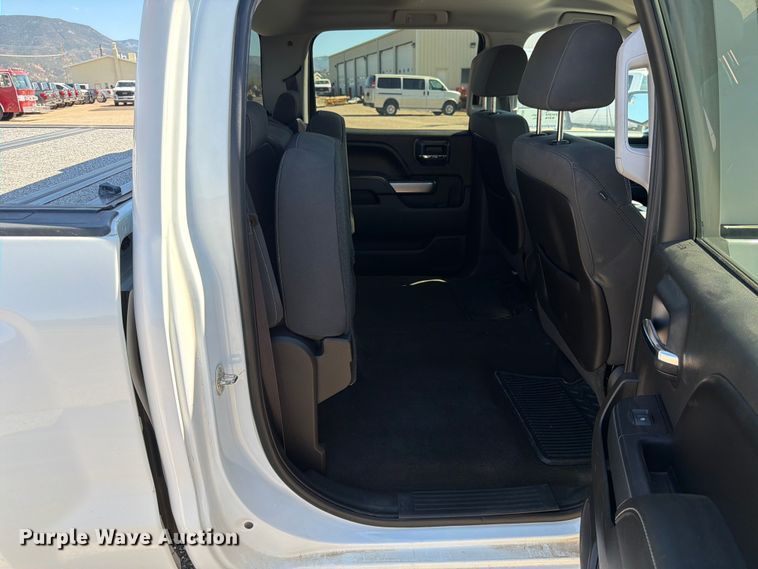 image for item FK4506 2015 Chevrolet Silverado Crew Cab pickup truck