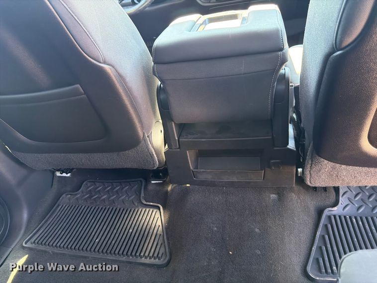 image for item FK4506 2015 Chevrolet Silverado Crew Cab pickup truck
