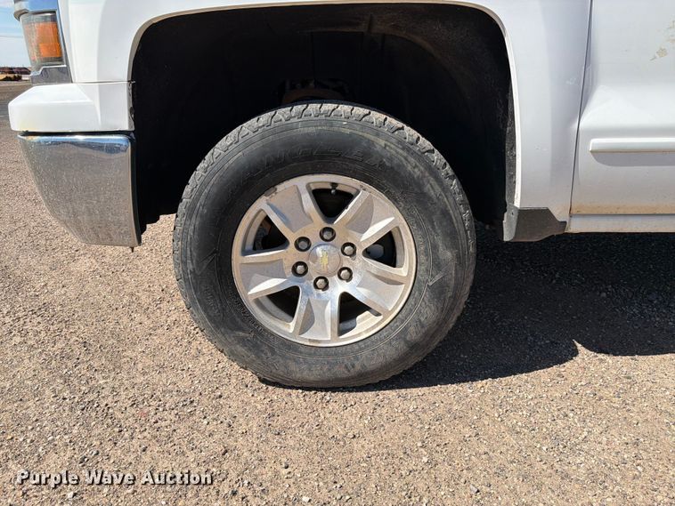 image for item FK4506 2015 Chevrolet Silverado Crew Cab pickup truck