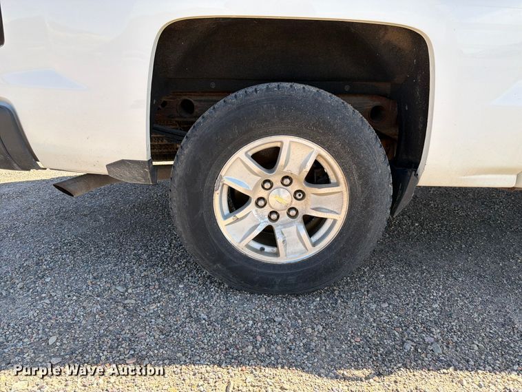 image for item FK4506 2015 Chevrolet Silverado Crew Cab pickup truck