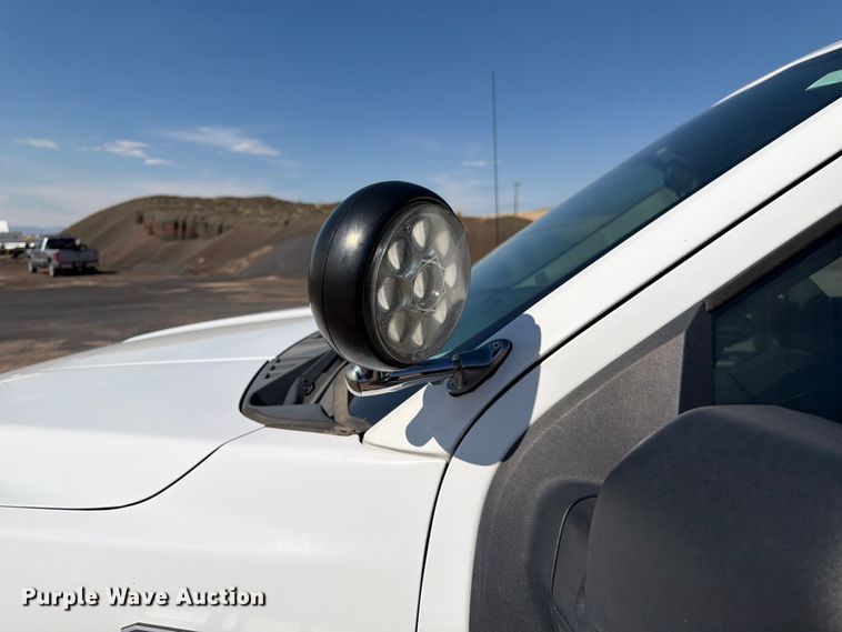 image for item FK4507 2016 Ford F-150 Crew Cab pickup truck