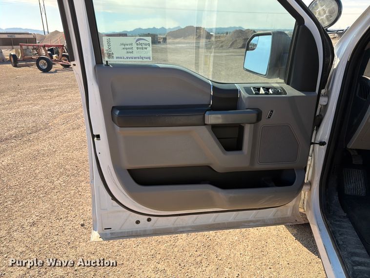 image for item FK4507 2016 Ford F-150 Crew Cab pickup truck