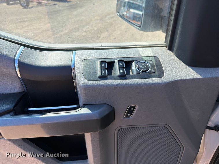image for item FK4507 2016 Ford F-150 Crew Cab pickup truck