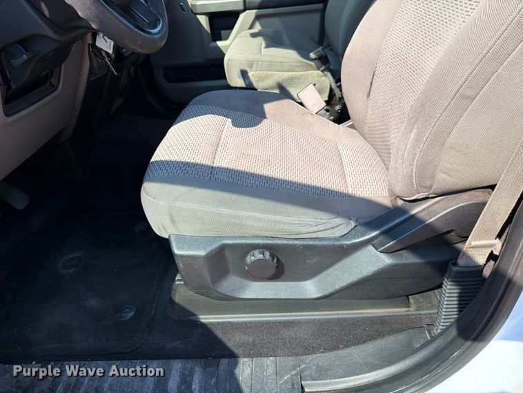 image for item FK4507 2016 Ford F-150 Crew Cab pickup truck