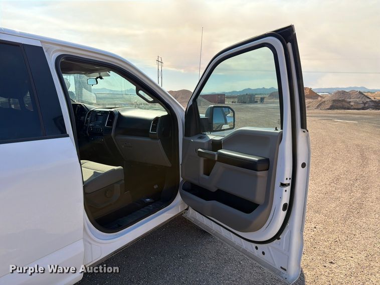 image for item FK4507 2016 Ford F-150 Crew Cab pickup truck