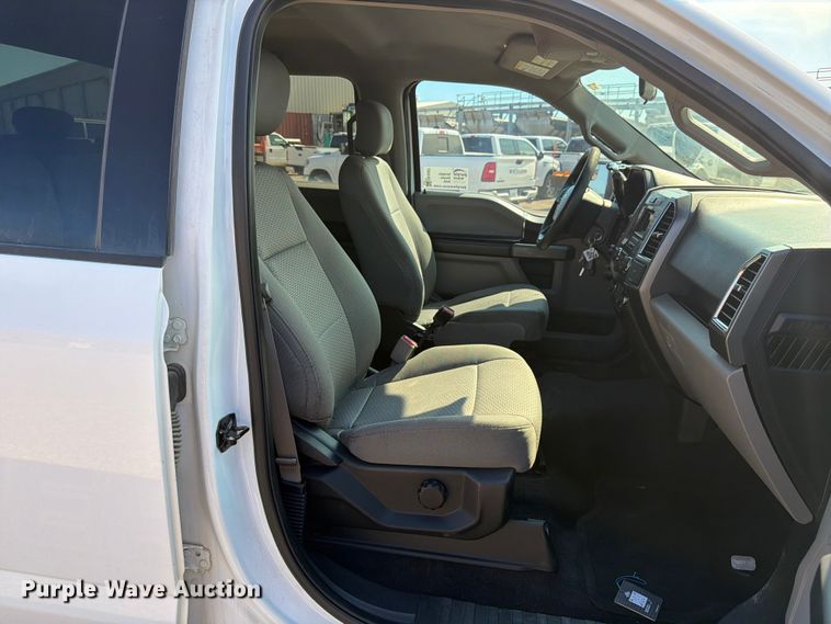 image for item FK4507 2016 Ford F-150 Crew Cab pickup truck