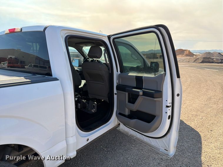 image for item FK4507 2016 Ford F-150 Crew Cab pickup truck