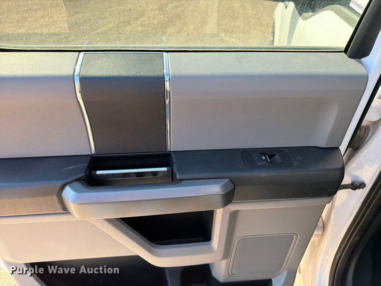 image for item FK4507 2016 Ford F-150 Crew Cab pickup truck