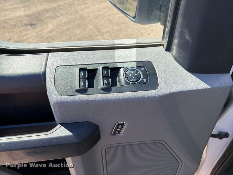 image for item FK4510 2019 Ford F-150 Crew Cab pickup truck