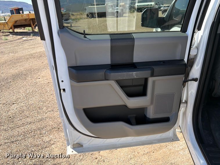 image for item FK4510 2019 Ford F-150 Crew Cab pickup truck