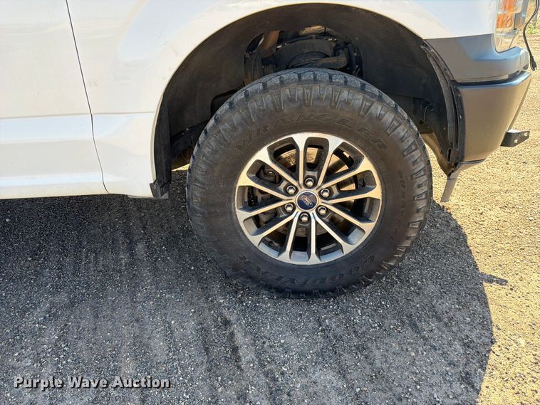 image for item FK4510 2019 Ford F-150 Crew Cab pickup truck