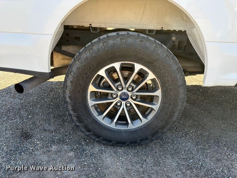 image for item FK4510 2019 Ford F-150 Crew Cab pickup truck