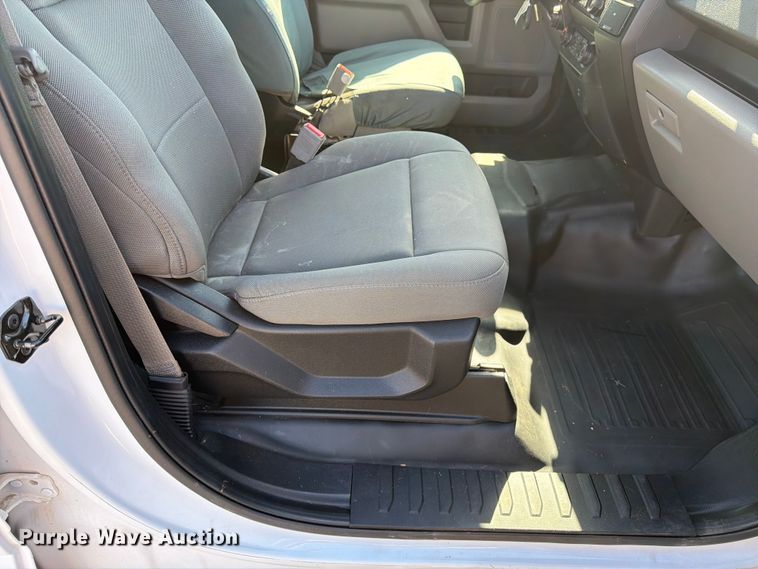 image for item FK4511 2019 Ford F-150 Crew Cab pickup truck