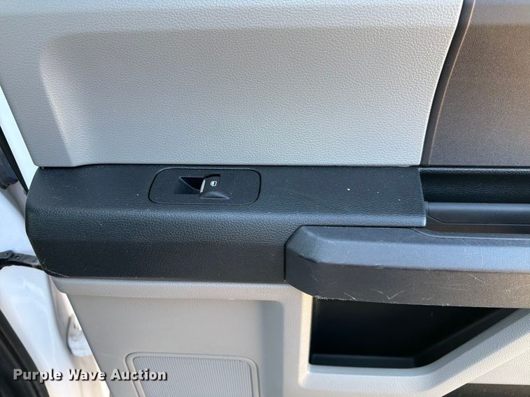 image for item FK4511 2019 Ford F-150 Crew Cab pickup truck