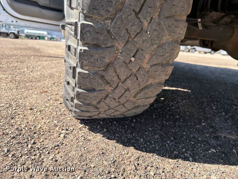 image for item FK4511 2019 Ford F-150 Crew Cab pickup truck