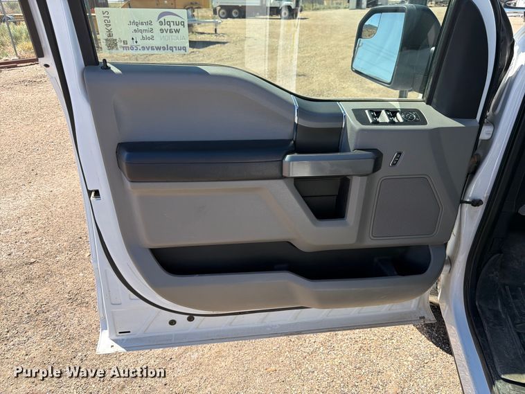 image for item FK4512 2020 Ford F150 Crew Cab pickup truck