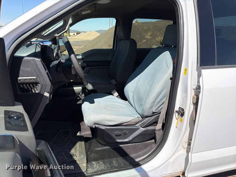 image for item FK4512 2020 Ford F150 Crew Cab pickup truck