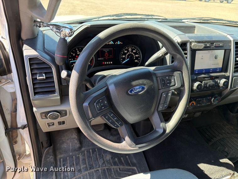 image for item FK4512 2020 Ford F150 Crew Cab pickup truck