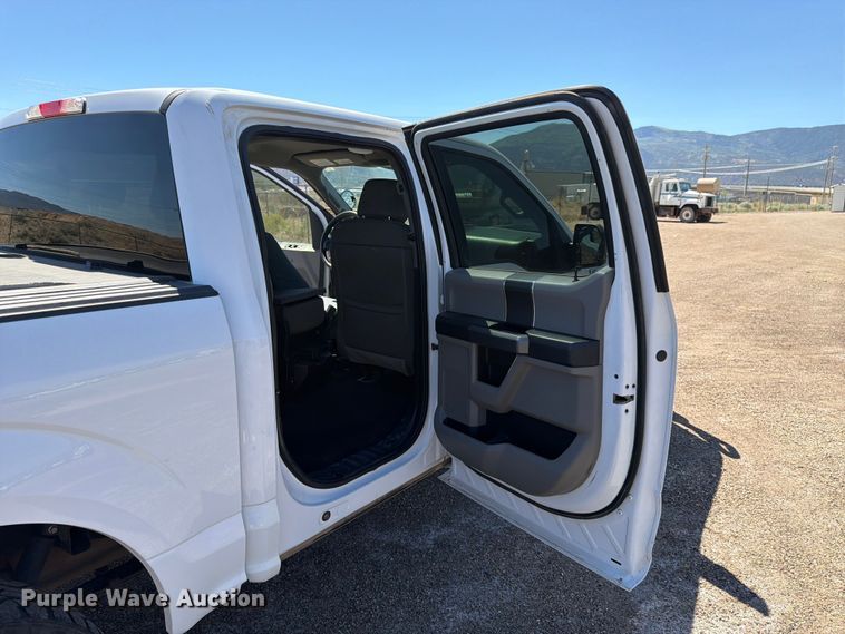 image for item FK4512 2020 Ford F150 Crew Cab pickup truck
