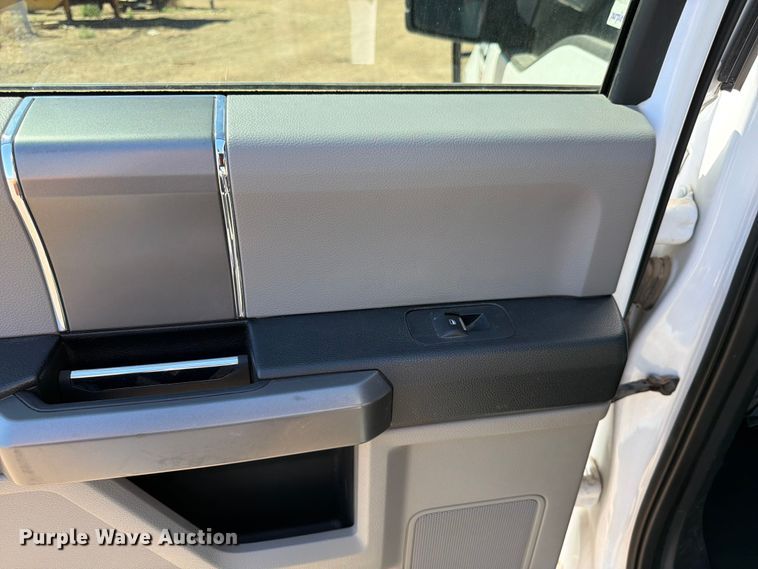 image for item FK4512 2020 Ford F150 Crew Cab pickup truck
