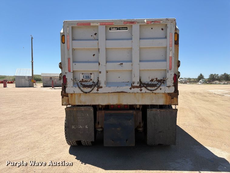 image for item FM7551 2014 Western Star 4700 dump truck