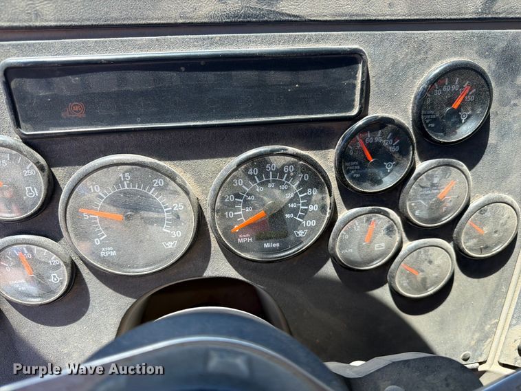 image for item FM7551 2014 Western Star 4700 dump truck