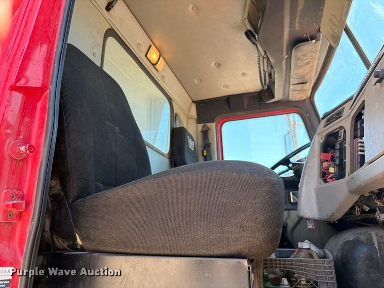 image for item FM7551 2014 Western Star 4700 dump truck