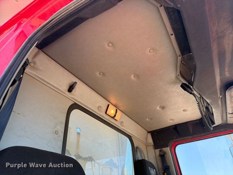 image for item FM7551 2014 Western Star 4700 dump truck