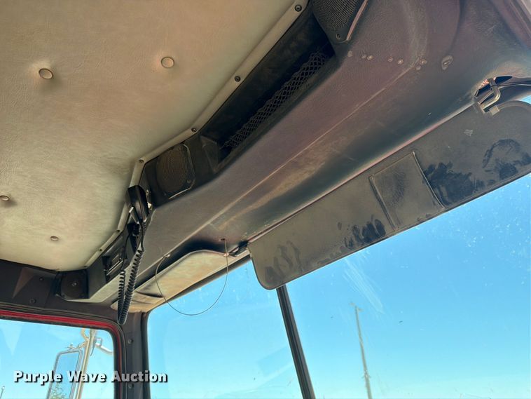 image for item FM7551 2014 Western Star 4700 dump truck
