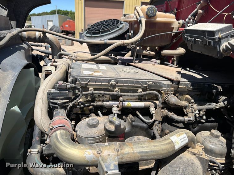 image for item FM7551 2014 Western Star 4700 dump truck