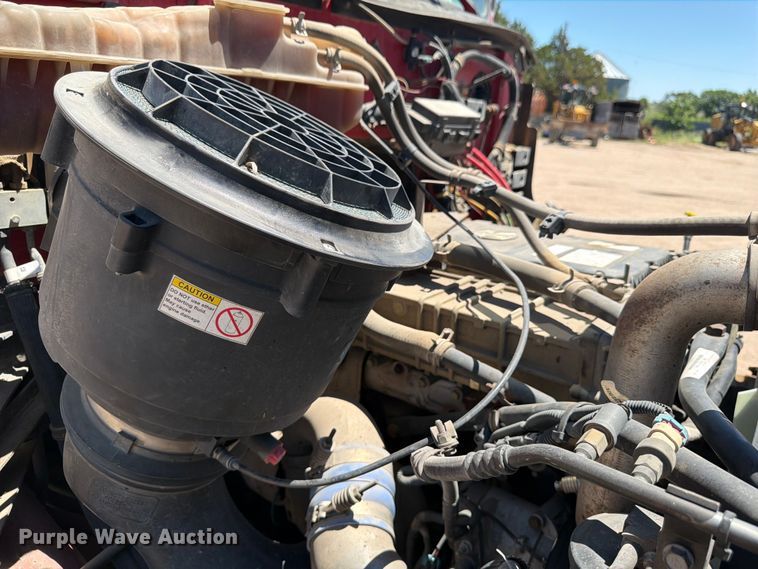 image for item FM7551 2014 Western Star 4700 dump truck