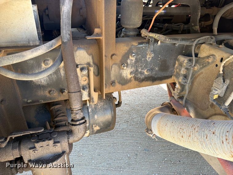 image for item FM7551 2014 Western Star 4700 dump truck