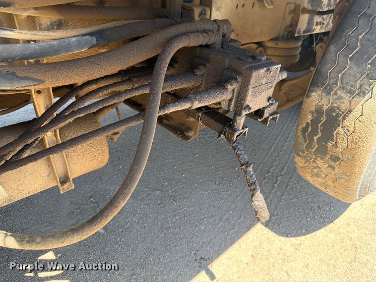 image for item FM7551 2014 Western Star 4700 dump truck