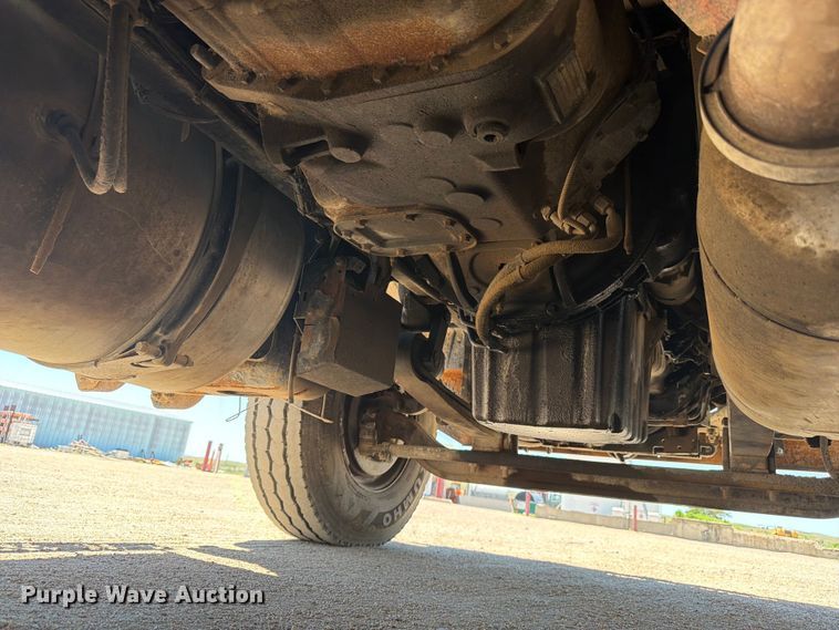 image for item FM7551 2014 Western Star 4700 dump truck